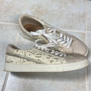 Universal Thread Sneakers